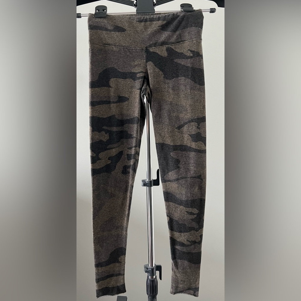 TNA Equator Leggings